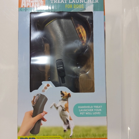 Treat launcher For Dogs - Picture 2 of 4